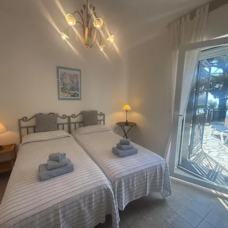 Villa Fronte Mare Con Terrazza Marina dʼAndora