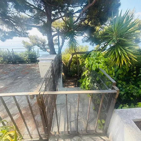 Fronte Mare Con Terrazza * Marina dʼAndora